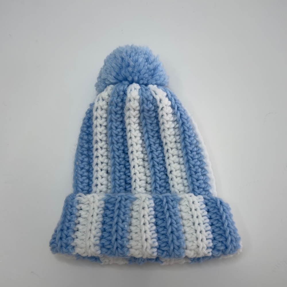 Blue and white kit beanie for a boy or girl